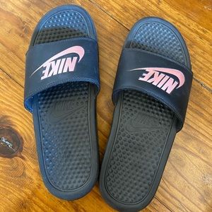 Size 8 Nike slides